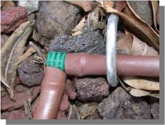 anchored inser elbow connector